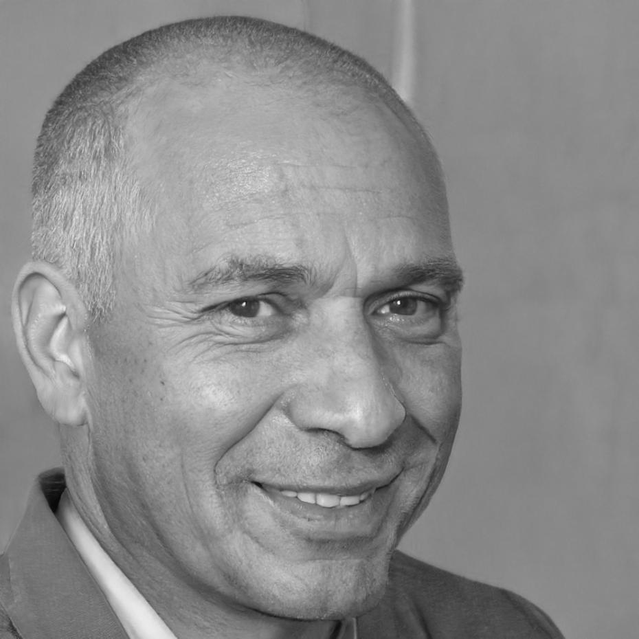 Portrait of Quinlan Moss-Beaumont, Senior Botanical Designer